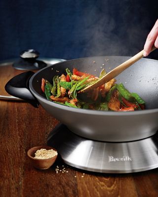 Breville Stainless-Steel Electric Wok - Sugg. Price: $200.00 Our Price: $129.95 Electric Wok, Tso Chicken, Wok Cooking, General Tso Chicken, General Tso, Impressive Recipes, Cooking 101, Smart Cooking, Joy Of Cooking