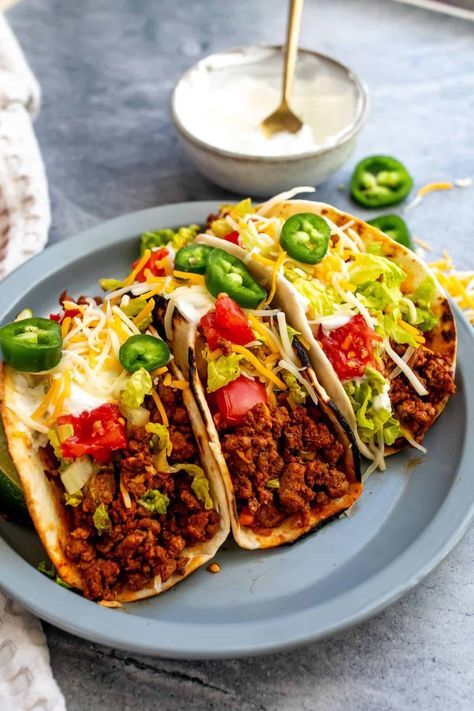 Ground Beef Soft Tacos - Sailor Bailey Soft Shell Tacos Recipe Ground Beef, Soft Taco Recipe Ground Beef, Ground Beef Soft Tacos, Beef Soft Tacos, Soft Taco Recipe, Bailey Recipes, Ground Beef Burritos, Soft Shell Tacos, Soft Tacos Recipes