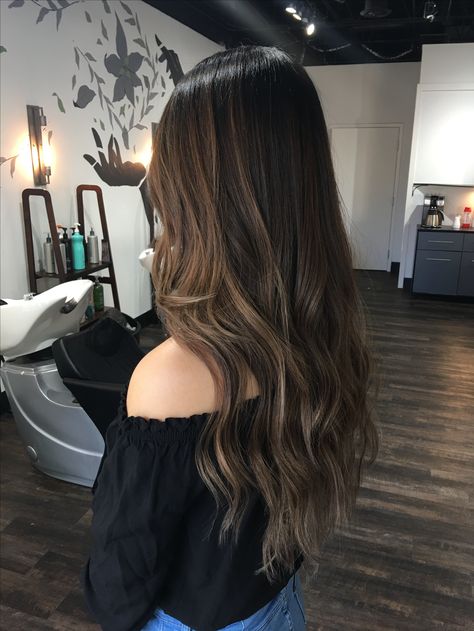 Asian ash brown balayage Partial Balayage Black Hair Asian, Brown Ombre Hair Asian, Brown Hair Colors On Asian, Asian With Brunette Hair, Celebrity Balayage Hair, Asian Subtle Balayage, Asian Bayalage Hair Ash Brown, Brown Hair For Asian Women, Ash Brown Balayage Asian