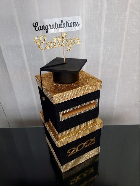 Graduation Gift Table, Diy Graduation Party Ideas, Graduation Card Box, Diy Graduation Party, Diy Graduation Decorations, Graduation Box, Graduation Card Boxes, 2024 Graduate, Backyard Graduation Party