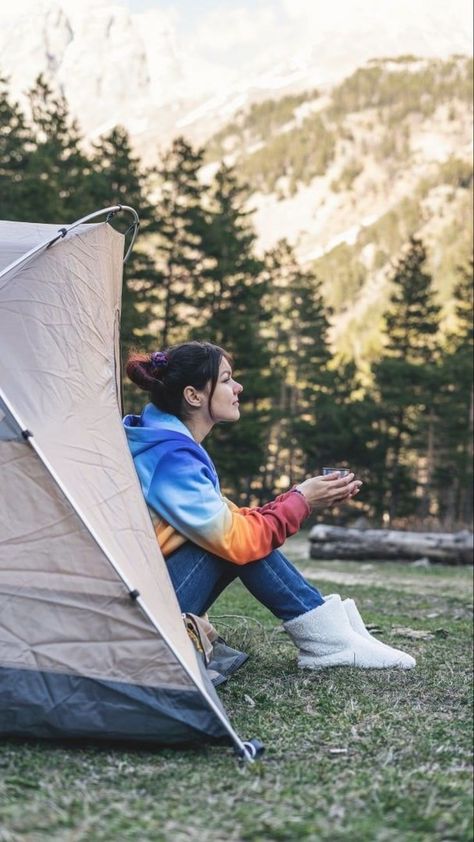 Elevate your outdoor wardrobe with our curated collection! Discover practical yet stylish ensembles designed for all your camping adventures. From rugged hikes to cozy campfire nights, find the perfect blend of style and functionality. Dive in now! #CampingOutfits #OutdoorStyle #AdventureFashion Tent Photoshoot Ideas, Camping Pose Ideas, Camping Poses Photo Ideas, Camping Photo Ideas Instagram, Campsite Photography, Camping Photoshoot Ideas, Camping Poses, Camp Photoshoot, Camping Photo Ideas