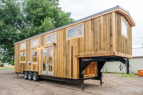 From Fort Collins, Colorado-based MitchCraft Tiny Homes is this 37' gooseneck tiny house on wheels. The custom tiny home features a rustic aesthetic. Trailer House Remodel, Tiny House Remodel, Tiny House Wood Stove, Gooseneck Tiny House, Tiny House Builders, Tiny House Trailer, Tiny House Floor Plans, Tiny House Movement, Tiny House Interior