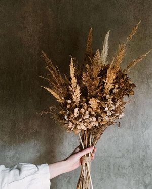 Sea Wedding Theme, Midnight Pumpkin, Fall Parties, Winter Bouquet, Dried Flower Wreaths, Dried Bouquet, Cake Inspo, Winter Floral, About Today