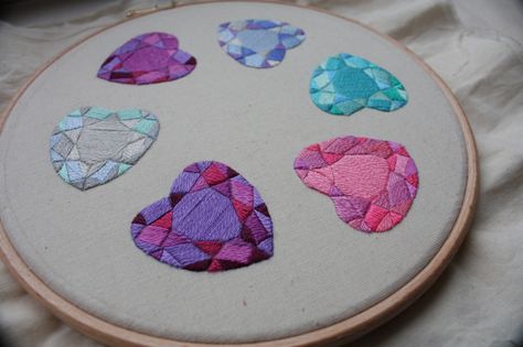 Gemstone Art, Punch Needle Embroidery, 자수 디자인, Embroidery Inspiration, Sew On Patches, Hand Embroidery Designs, Diy Embroidery, Sew On, Crystal Heart