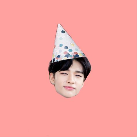 Hyunjin Birthday Icon, Happy Birthday Reaction Pic, Birthday Reaction Pic, Hyunjin Bday, Birthday Reaction, Skz Birthday, Happy Birthday Hyunjin, Hyunjin Birthday, Kids Sleepover