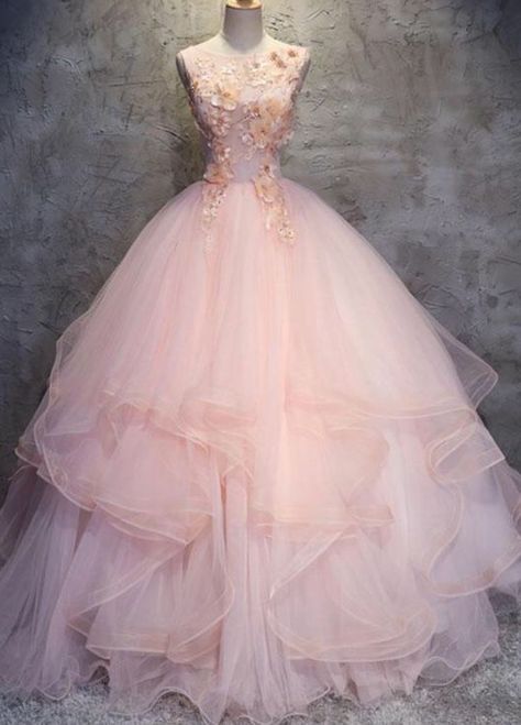 Masquerade Gowns, Quinceanera Dresses Pink, Prom Style, Pink Ruffle, Tulle Prom Dress, Floral Applique, Classic Dress, Quinceanera Dresses, Unique Dresses