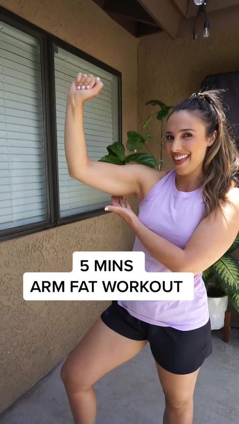 5 Min Arm Workout, Arm Fat Workout, Bolesti Chrbta, Arm Workout Women, Gym Antrenmanları, Arm Fat, Trening Fitness, Fat Workout, Bodyweight Workout Beginner