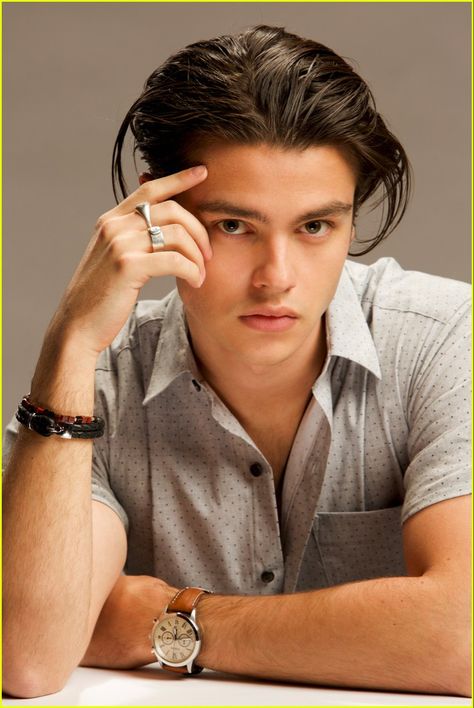 Felix Mallard Aesthetic, Felix Mallard, Fan Casting, 10 Fun Facts, Hollywood Men, Australian Actors, Ideal Boyfriend, Celebrity Style Red Carpet, Happy Together