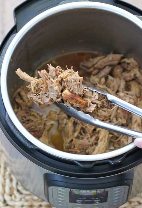 Pulled pork is so juicy, tender and just falling apart, cooked in a fraction of the time by using an Instant Pot. It's perfect to use in so many recipes. Pulled Pork Tenderloin, Instant Pot Pulled Pork, Bbq Pulled Pork Recipe, Instant Pot Pork, Shredded Pork, Bbq Sauce Homemade, Homemade Bbq, Bbq Pulled Pork, Stuffed Pork Tenderloin