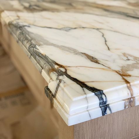 Beautiful Countertop Ideas, Gold Vein Countertop, White Counter With Black Veins, Unique Marble Countertops, Dark Marble Countertops Kitchen, Bold Countertops, Brown Marble Countertops, Cheap Granite Countertops, Quartz Marble Countertops