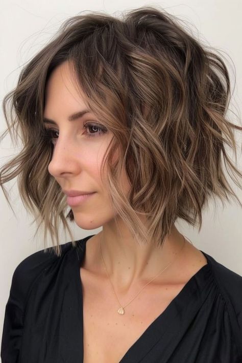 The Wet Look, Shaggy Bob Hairstyles, Shaggy Bob Haircut, Hair Smoothing, Hairstyle Easy, Sun Kissed Hair, Classic Wedding Hair, Hair 101, Shaggy Bob