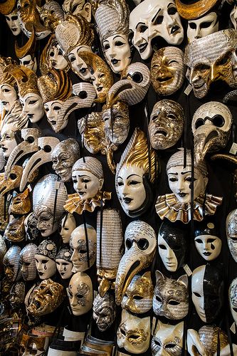 Types Of Masks, Costume Carnaval, Venice Mask, Venetian Carnival Masks, Mask Aesthetic, Carnival Of Venice, Creation Art, Venetian Masks, Venetian Mask