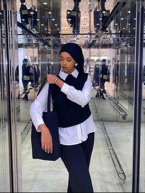 Coprate Baddie Fits, Hijabi Corporate Wear, Official Casual Wear For Ladies, Corporate Hijab Work Outfits, Hijabi Office Wear Classy, Corporate Hijabi Outfit, Cooperate Wears Ideas For Ladies, Muslim Work Outfit, Hijabi Work Outfits Office Wear