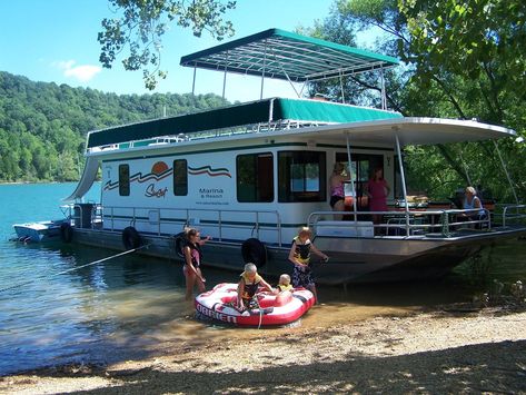 Lake Powell Houseboat, Dale Hollow Lake, Houseboat Vacation, Pontoon Houseboat, Pontoon Boats For Sale, Houseboat Rentals, Fun Trips, Houseboat Living, Shasta Lake