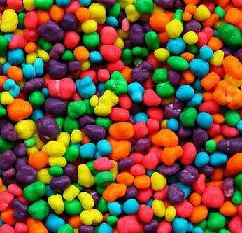 #nerds #rainbow #candy. Nerds Candy Aesthetic, Sour Treats, Candy Aesthetic, Chocolate Factory Party, Candy Pictures, Candy Gift Baskets, Nerds Candy, Food Candy, Surf And Turf