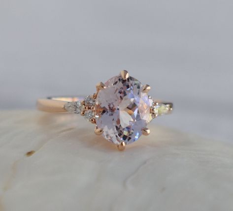 Purple And Blue Engagement Ring, Saphire Engament Ring Peach, Iridescent Engagement Ring, Saphire Engament Ring Rose Gold, Lilac Sapphire Engagement Ring, Pastel Engagement Ring, Corundum Engagement Ring, Colour Engagement Ring, Colourful Engagement Rings