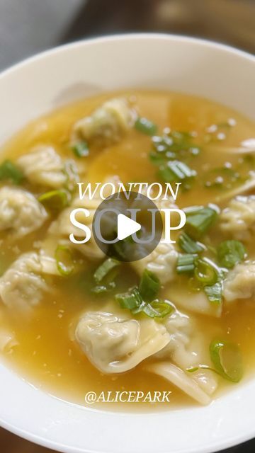 Alice Park on Instagram: "✨Mom Lunches: Wonton Soup✨

Quick, simple, hearty recipes that take less than 10 minutes.

First up is this flavorful Wonton soup. 30g of protein, 300 calories.

This 10 minute recipe starts with my flavorful broth hack.

In my freezer, I store bags of ginger, garlic, green onion, and regular onions.

I pop this in my boiling bone broth, and it just infuses the base with the most intense flavors.

After about 5 minutes, I discard all of the base ingredients.

Then I add a teaspoon of chicken bouillon powder and I pop in about 8-12 pieces of frozen wontons from Trader Joes. You can hand make these pretty easily, but I’ll show you how to do that another time.

Once the wontons begin to rise to the surface, you know they are done cooking.

Just pour into a soup bowl, Chinese Dumpling Soup Recipe, Wonton Soup Recipe With Frozen Wontons, Chinese Dumpling Soup, Frozen Wontons, Chicken Bouillon Powder, Bouillon Powder, 30g Of Protein, Soup Quick, Wonton Soup Recipe