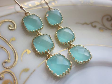 A Crazy-Easy Way To Up the Light Spring Palette, Mint Necklace, Blue Gold Wedding, Aqua And Gold, Mint Earrings, Ear Drop, Most Beautiful Jewelry, Gold Outfit, Mint Wedding