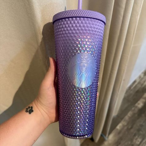 2023 lavender studded Starbucks tumbler Starbucks Cold Cups, Starbucks Sizes, Starbucks Kitchen, Cold Cups, Starbucks Tumbler, Coffee And Tea Accessories, Cold Cup, Coffee Kitchen, Purple Color