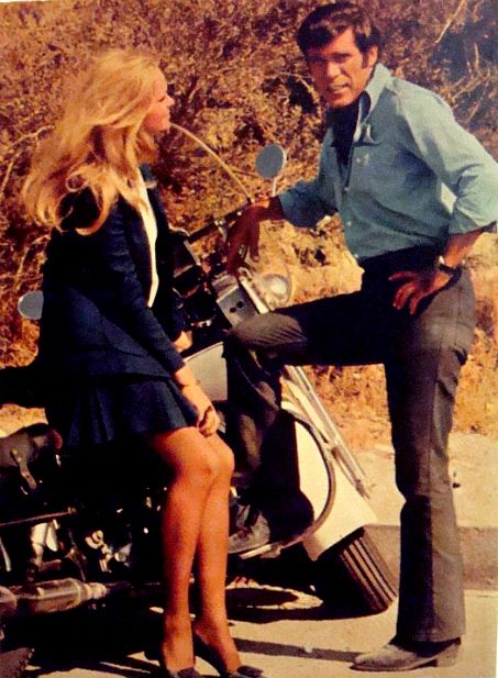 Christopher George and wife, Lynda Day George, circa 1970 Mission Impossible Tv Series, Lynda Day George, Christopher George, Famous Couples, Mission Impossible, Classic Tv, Tv Series, Actresses, Actors