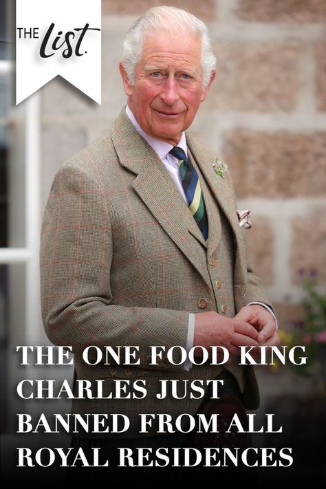 King Charles has prided himself on living a more sustainable life by running his own organic food farms, which supply his organic food brand, Duchy Originals (via CNN). While it's more than likely that Charles eats the produce he grows on these farms, there's one food that he has outright banned from all royal residences as king (via BBC News). #KingCharles #food #royalnews #royalfamily Prince Charles King, Kate Middleton Queen, Kate Middleton News, British Royal Family News, King Charles Dog, English Royal Family, Diana Princess Of Wales, Royal King, Royal Family News