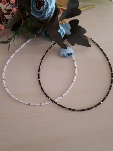 Seed beaded necklace, Surfer necklace, White jewelry, Black jewelry, summer accessories, Boho choker, hippie jewelry, gift for girl, Seed Beaded Necklace, Homemade Necklaces, Accessories Boho, White Beaded Necklaces, Beaded Jewelry Necklaces, Diy Jewelry Unique, Beaded Necklace Designs, Surfer Necklace, Black Beaded Bracelets