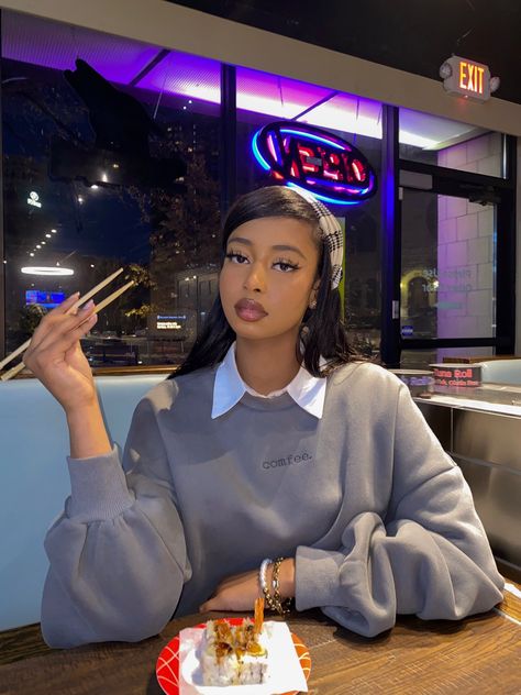 Samira Ahmed, Braids For Black Hair, Looks Vintage, Baddie Outfits, Fashion Killa, Taste Buds, Aesthetic Clothes, Streetwear Fashion, Fashion Inspo Outfits