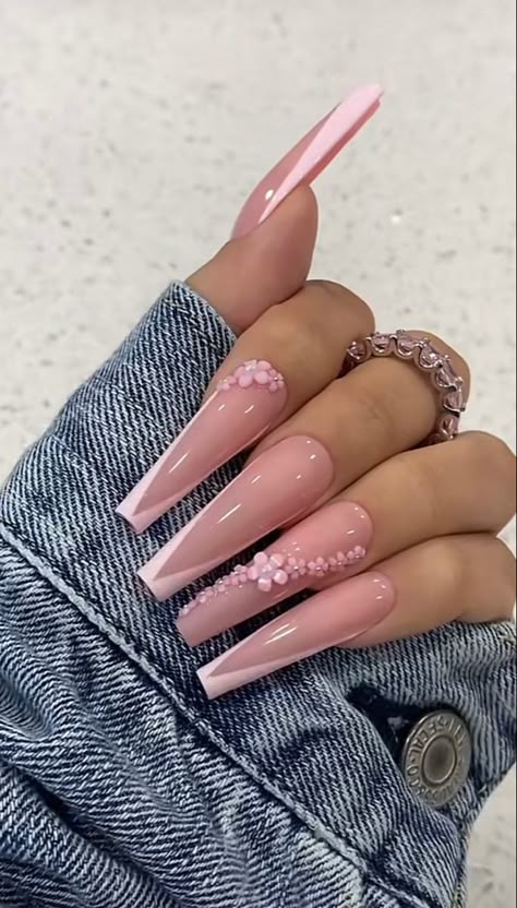 Sweet 16 Nails, White Lace Nails, Pink Flower Nails, Quince Nails, Quinceanera Nails, Baby Pink Nails, Acrylic Nails Coffin Pink, Long Square Acrylic Nails, Bling Acrylic Nails