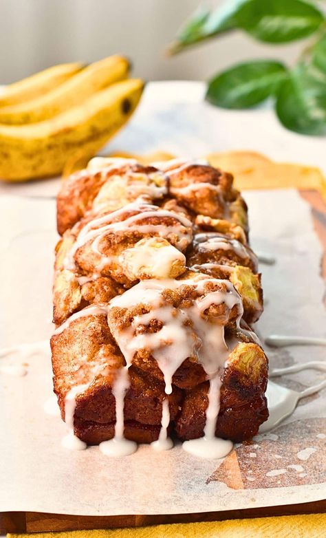 This Banana Monkey Bread is an easy bread bread recipe made with a homemade banana biscuit dough that takes just 2 ingredients: banana and self-rising flour. Monkey Bread Homemade, Banana Monkey Bread, Conscious Plant Kitchen, Banana Monkey, Easy Monkey Bread, Ripe Banana Recipe, Bread Homemade, Vegan Christmas Recipes, Plant Kitchen