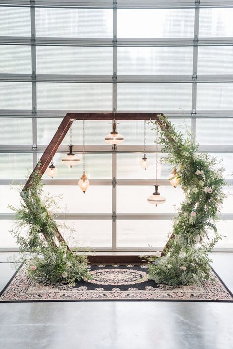 How to use area rugs in your wedding decor. Boho ceremony aisle, altar space, creating a lounge, or an intimate picnic for two. ~ area rugs // wedding decor // create a space // wedding aisle // altar space // picnic // lounge area // wedding rentals // boho weddings // design your own dream wedding ~ #weddingdecor #arearugweddingdecor #bohowedding #weddingceremony #altarspace Rugs Wedding, Elopement Decor, Boho Ceremony, Picnic For Two, Wedding Decor Boho, Vintage Crates, Altar Space, Wedding Altar, Wedding Alters