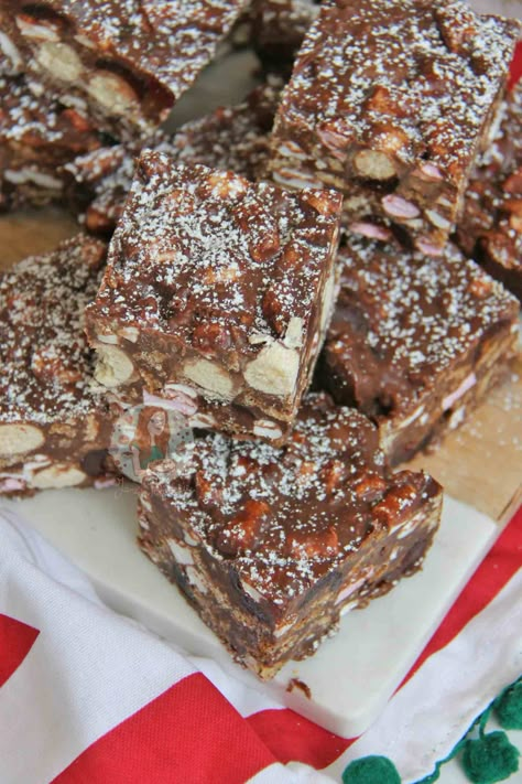 Christmas Rocky Road! - Jane's Patisserie Jane Patisserie, Christmas Rocky Road, Rocky Road Chocolate, Amaretti Biscuits, Janes Patisserie, Tray Bake Recipes, Fruit Cake Christmas, Birthday Baking, Sweet Treats Desserts