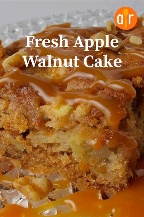 Fresh Apple Walnut Cake, Easy Apple Walnut Cake, Apple And Walnut Cake Recipe, Apple And Walnut Cake, Apple Cakes Easy, Walnut Desserts Easy, Apple Nut Cake, Fresh Apple Cake Recipe Easy, Apple Walnut Dessert