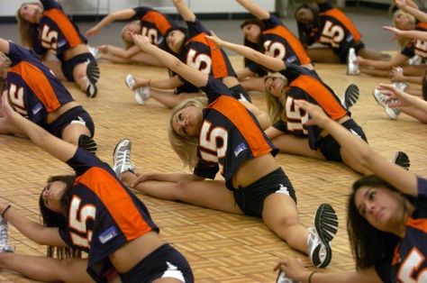 Dcc Cheerleaders Workout, Dcc Workout, Dancing Stretches, Cheerleading Stretches, Cheerleader Workout, Denver Broncos Cheerleaders, Cheerleading Workouts, Workout Circuit, Nfl Wallpaper