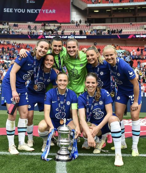 Chelsea women fa cup 23 Chelsea Women Team, Chelsea Women Fc, Jessie Fleming, Magdalena Eriksson, Chelsea Women, Football Cups, Women Football, Fa Cup Final, Chelsea Girls