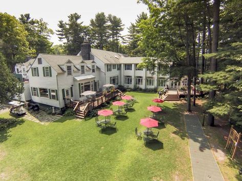 Muskoka Ontario Resorts - Country Inn Vacation Packages, Muskoka Weddings, Meeting & Conference Facilities - Sherwood Inn Muskoka Muskoka Wedding, Couples Resorts, Best Couples, Couples Vacation, Country Inn, New Property, Vacation Packages, Real Estate Professionals, Chestnut