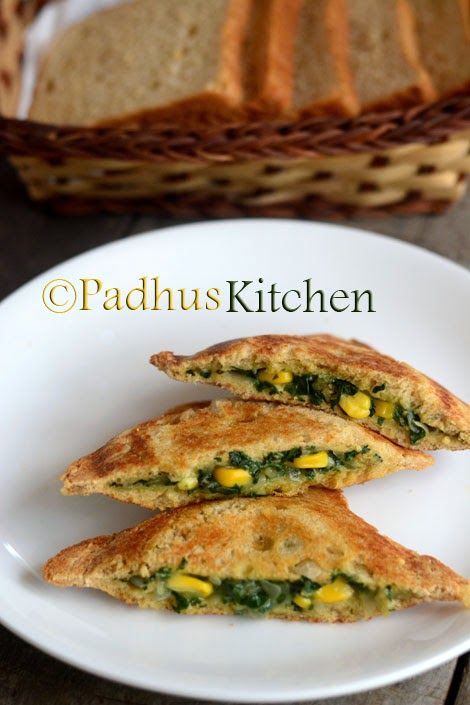 Corn Spinach Sandwich Corn Sandwich Recipe, Breakfast Sandwich Maker Recipes, Spinach Sandwich, Sandwich Maker Recipes, Veg Sandwich, Best Breakfast Sandwich, Breakfast Sandwich Maker, Cheesy Spinach, Bread Snacks