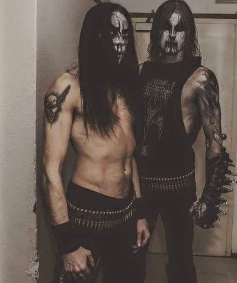 Buff Goth Men, Corpse Paint Men, Black Metal Fashion, Goth Male, Metalhead Fashion, Metalhead Guy, Men With Long Hair, Corpse Paint, Metal Heads