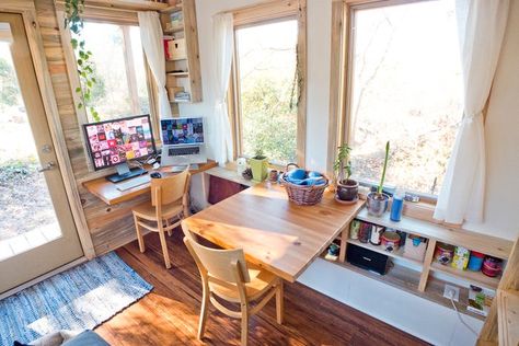 Small Home Office For Two, Shared Home Offices, Tiny House Mobile, Shared Home Office, Tiny Mobile House, Tiny Home Office, Fold Down Table, Modern Home Offices, Small Workspace