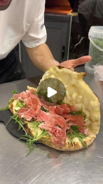 Pizza Reels, Arugula Pizza Recipes, Shirazi Salad, Arugula Pizza, Pizza Games, Salad Inspiration, Pizza Ideas, Stuffed Bread, Middle Eastern Dishes