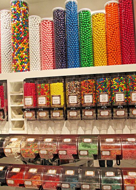 Candy store, at the MGM on the Strip, in Las Vegas Nevada. Candy Storage Ideas, Candy Store Design, Candy Store Display, Candy Room, Edible Eyes, Kids Restaurants, Food Plating Techniques, Bakery Design Interior, Grocery Store Design