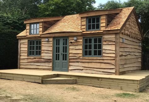 Cabin Summer, Garden Huts, Garden Log Cabins, How To Build A Log Cabin, Cedar Shingle Roof, Timber Cabin, Garden Cabins, Cedar Roof, Log Cabin Kits