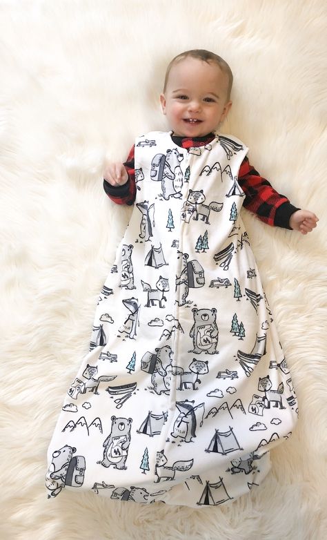 Sleepsack Pattern, What Is A Mom, Baby Sleeping Bag Pattern, Baby Sleeping Bed, Toddler Sleep Sack, I Love Sleeping, Sleeping Bag Pattern, Baby Slaapzakken, Sac Diy