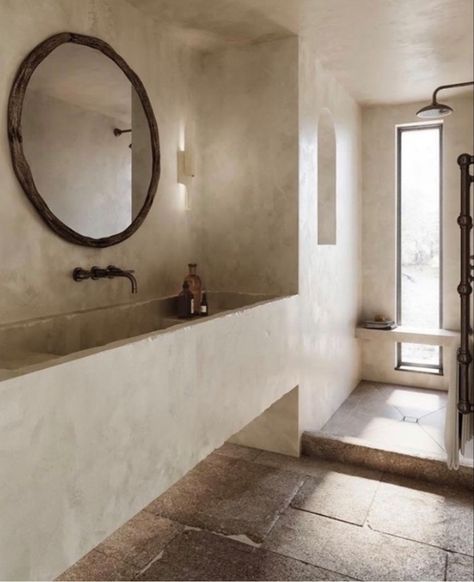 Plastered Bathroom, Tadelakt Bathroom, Bathroom Moodboard, Concrete Effect Paint, Spiritual Decor, Bathroom Design Decor, Toilet Design, Bathroom Inspiration Decor, Dream Bathroom