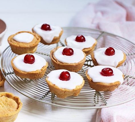 Bakewell tarts Bakewell Tart Recipe, Bakewell Tarts, Chicken Honey, Cherry Bakewell, Bakewell Tart, Bbc Good Food, Pastry Tart, Cherry Recipes, St Therese