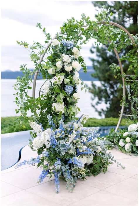 Blue Flower Arch Wedding, Hydrangea Decoration Wedding, Hydrangea Arch Wedding, Blue Flower Arch, Wedding Arch Blue, Hydrangea Wedding Arch, Azores Wedding, Jess Dang, Blue Wedding Arch