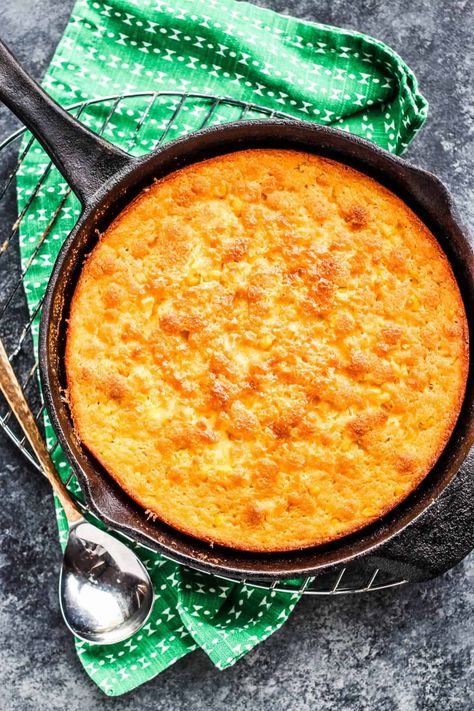 This Sweet Corn Spoon Bread is made with Jiffy muffin mix! It's a rich, luscious corn bread recipe perfect for the holidays or every day! Sweet Corn Spoon Bread, Spoon Bread Recipe, Thanksgiving Potluck Recipes, Corn Spoon Bread, Corn Muffin, Spoon Bread, Jiffy Corn Muffin Mix, Tamale Pie, Corn Muffin Mix