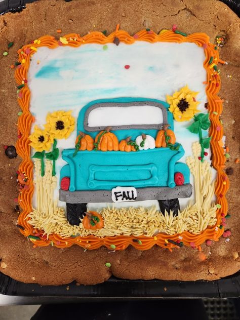 Fall Sheet Cake, Fall Theme Cakes, Sheet Cakes Decorated, Wilton Decorating Tips, Cookie Cake Designs, Pan Cookies, Thanksgiving Cakes, Truck Cakes, Cupcake Birthday Cake