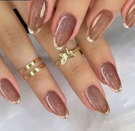 Oval Nail, Golden Nails, Fancy Nails Designs, Nail Patterns, Nail Length, Oval Nails, Elegant Nails, Bridal Nails, Minimalist Nails