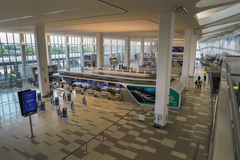 From Disgraceful to Breathtaking: La Guardias $4 Billion Makeover Airport Check In, Newark Liberty International Airport, Laguardia Airport, Frontier Airlines, Spirit Airlines, Airport Lounge, Airports Terminal, Baggage Claim, Airline Flights