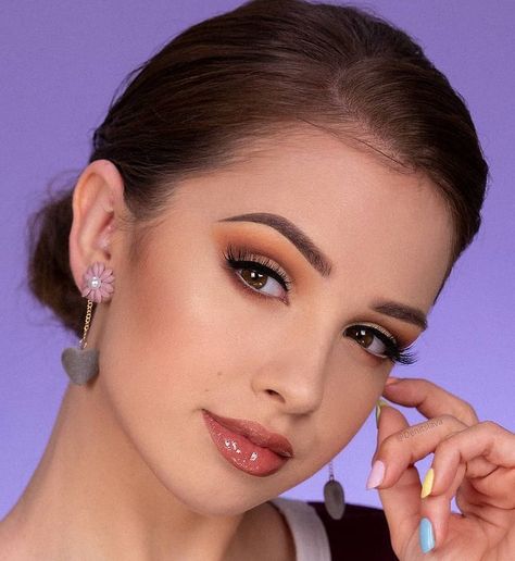 @denitslava Neutral Makeup Ideas, Denitslava Makeup, Makeup Looks Ideas, Simple Makeup Natural, Short Eyelashes, Best Natural Makeup, Ig Bio, Attractive Eyes, Summer Makeup Looks